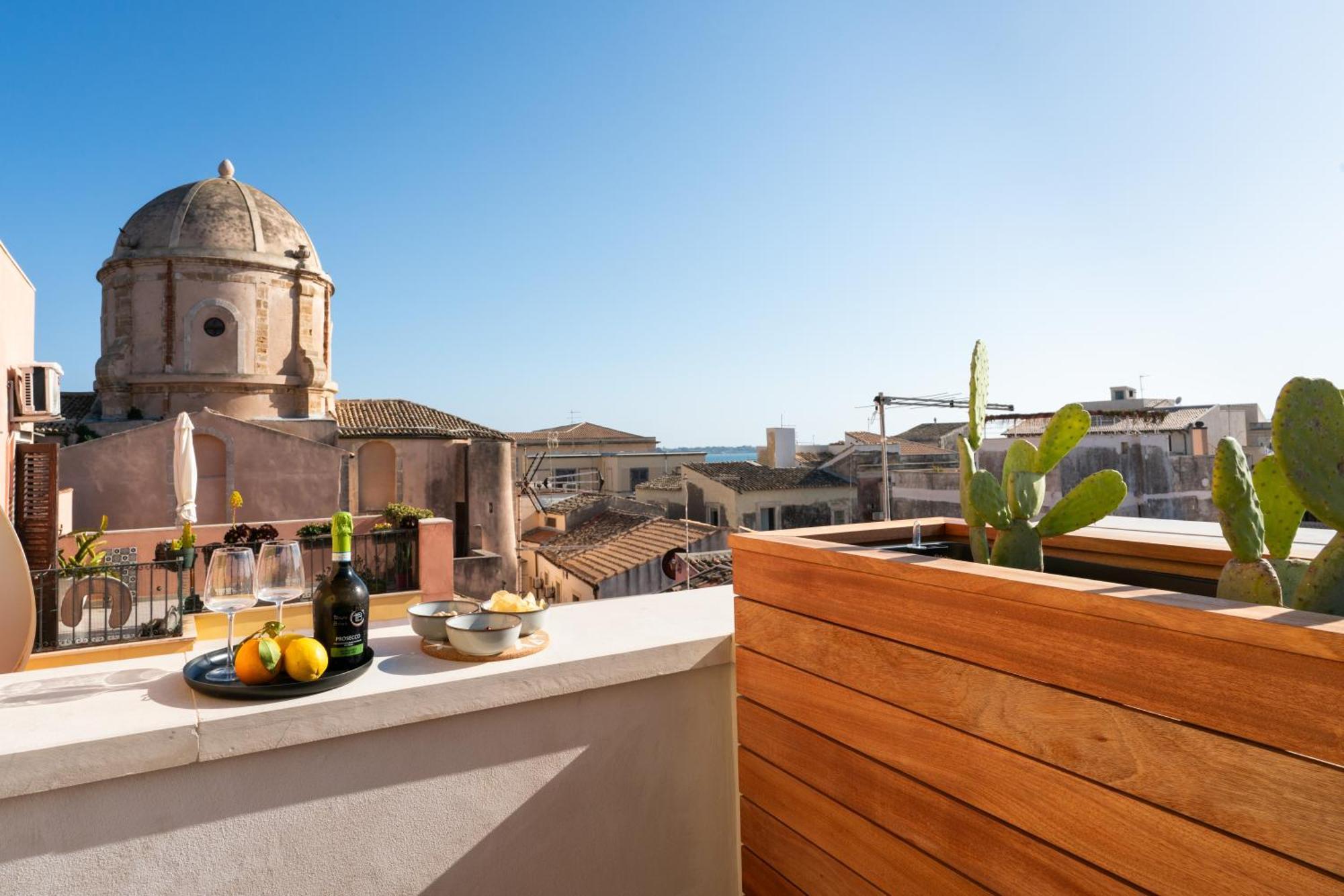 -casa Santini- Charming 3 Bedrooms House In Ortigia By Cala Rossa Syrakus